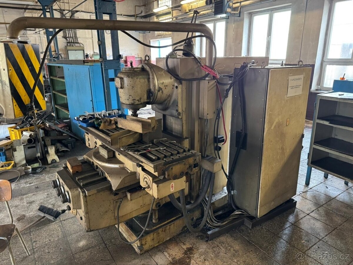 Frézka Heckert FU 400/V/2 - 2