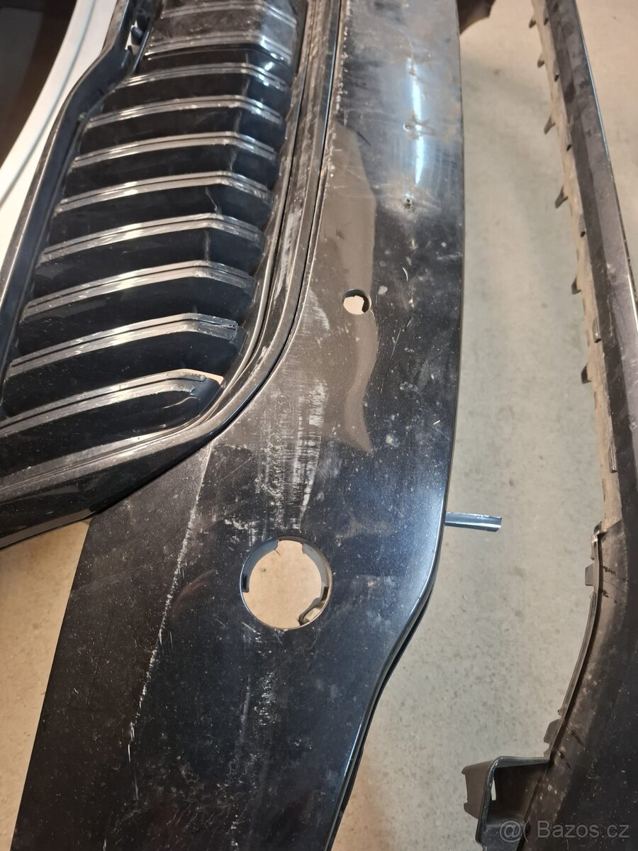 Přední nárazník Škoda Superb 3 - 2