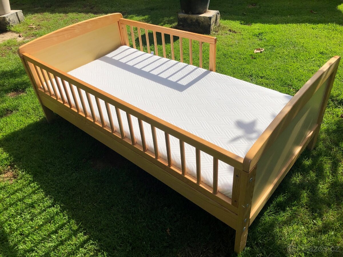 Dětská postel, dřevěná, 140x70 cm, vč. matrace - 2