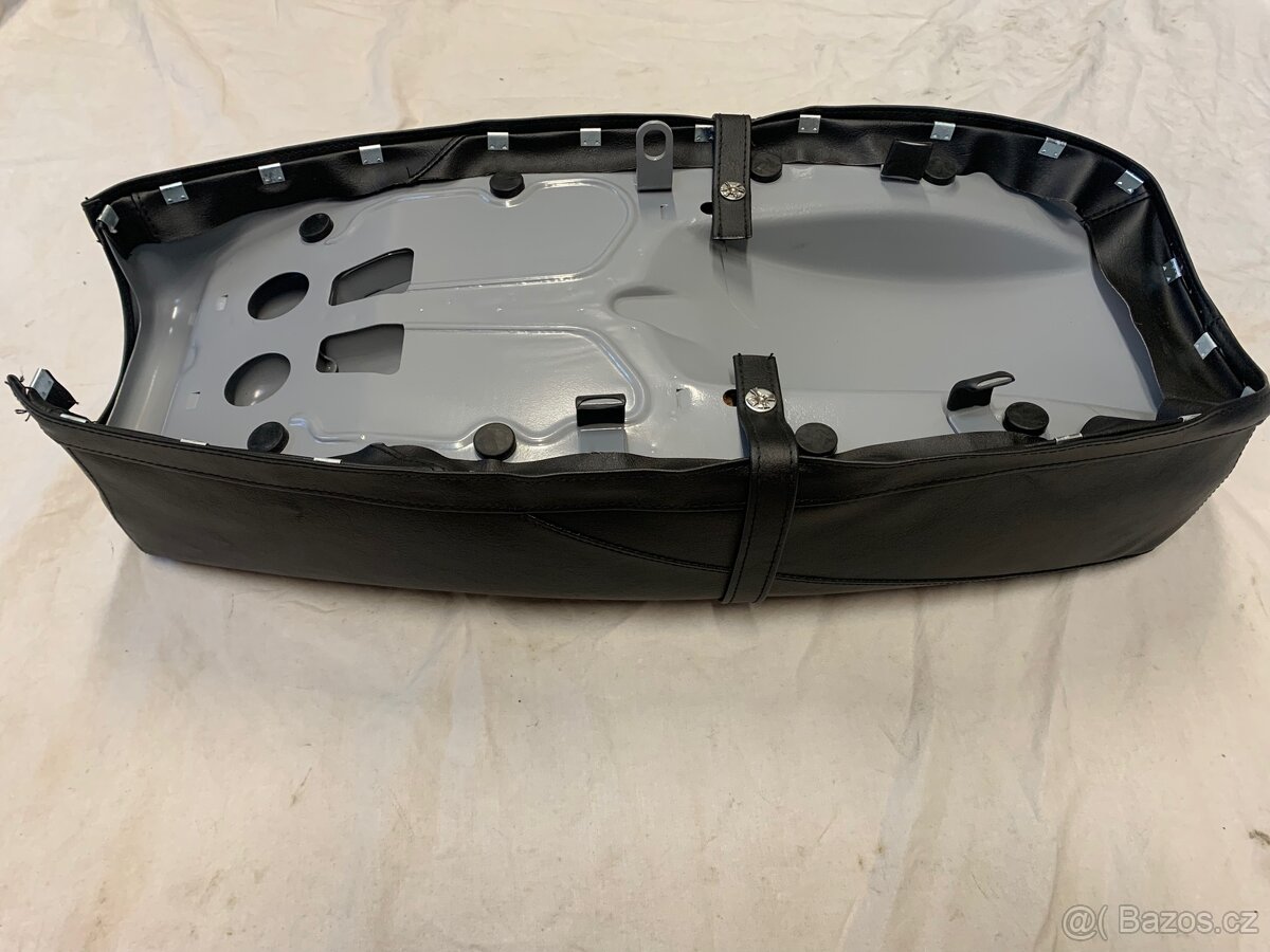 Prodám sedlo ČZ 175/477, 125/476 - 2