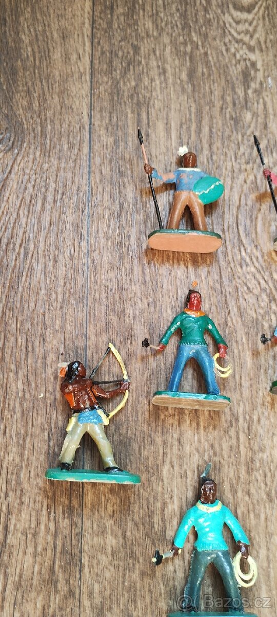 Indiáni figurky 2 z NDR - 2