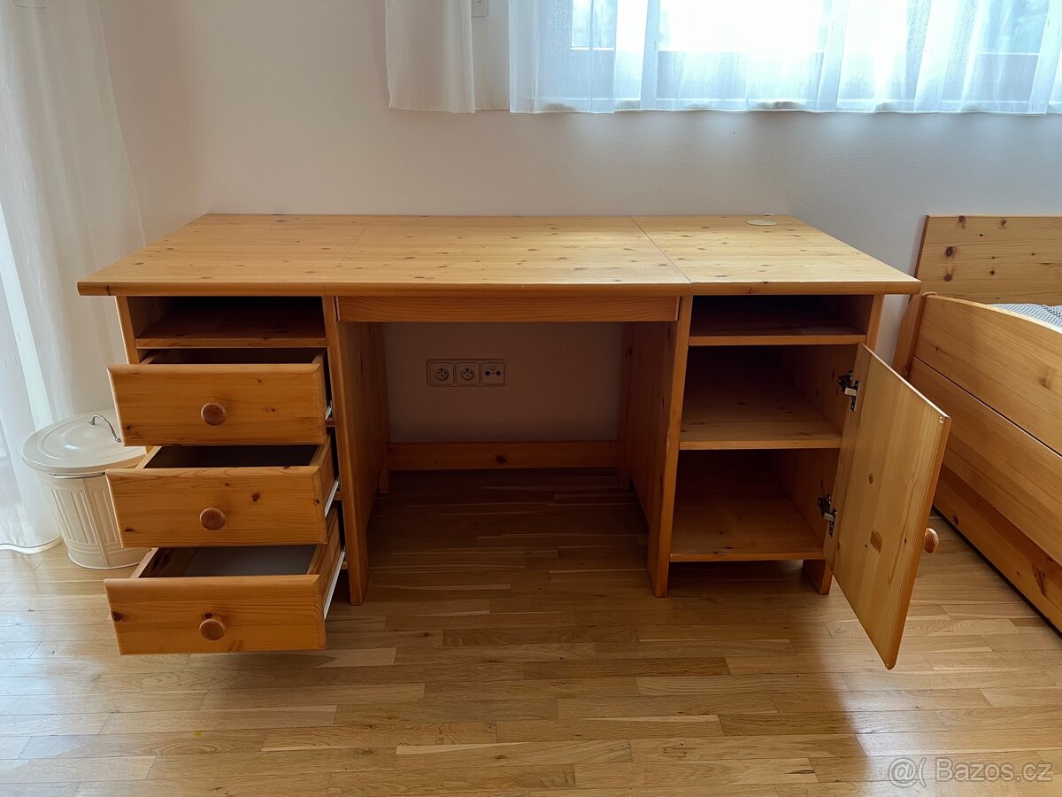 Pracovní stůl - 2