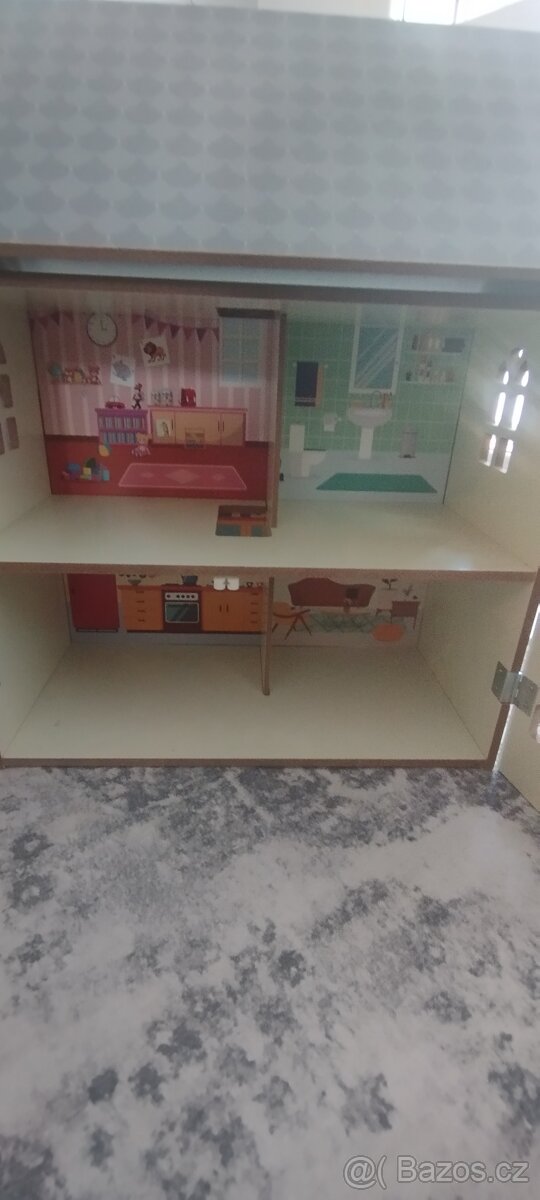 Domeček pro panenky - 2