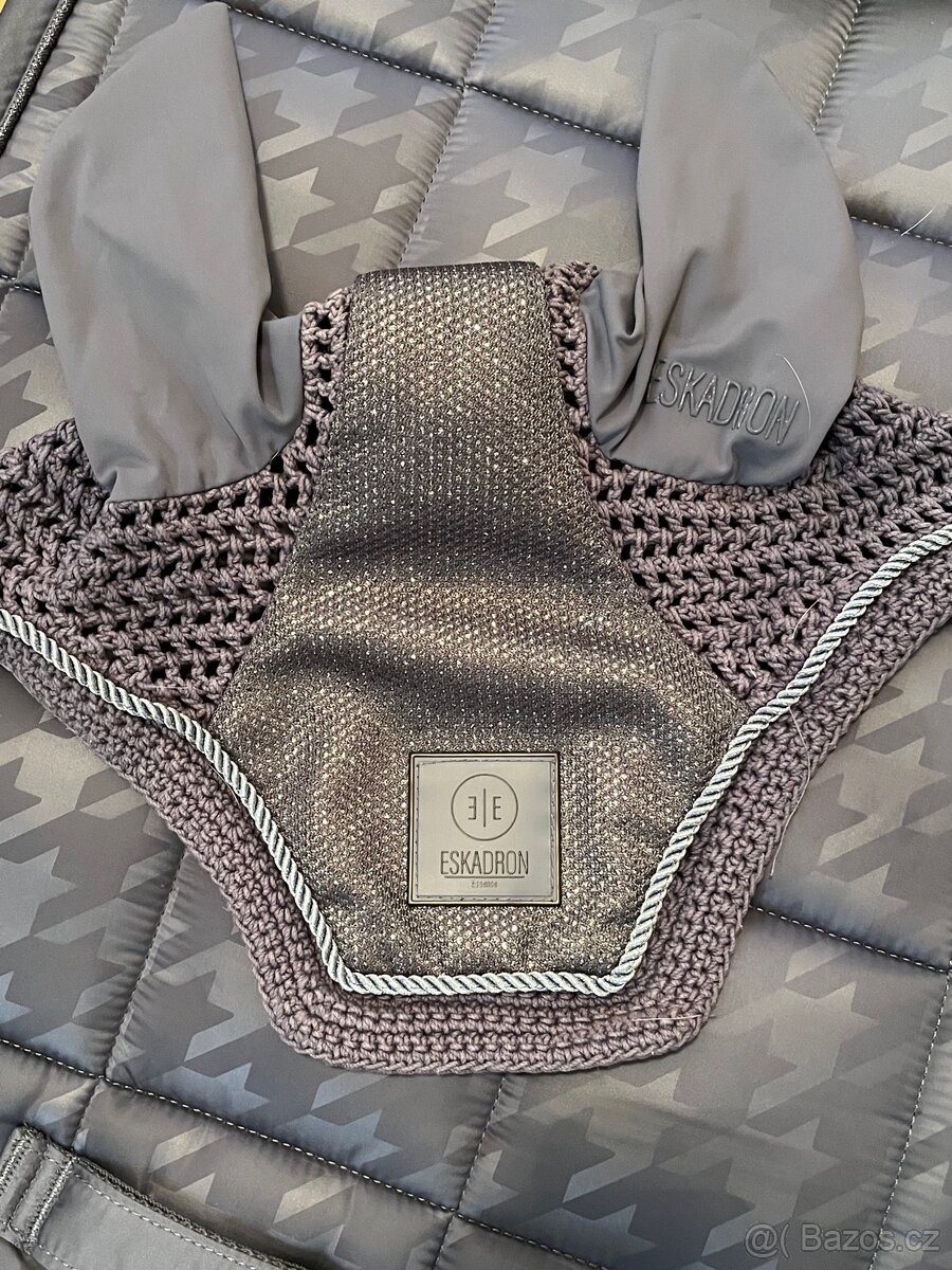 Eskadron Glossy Essence 2022 - 2