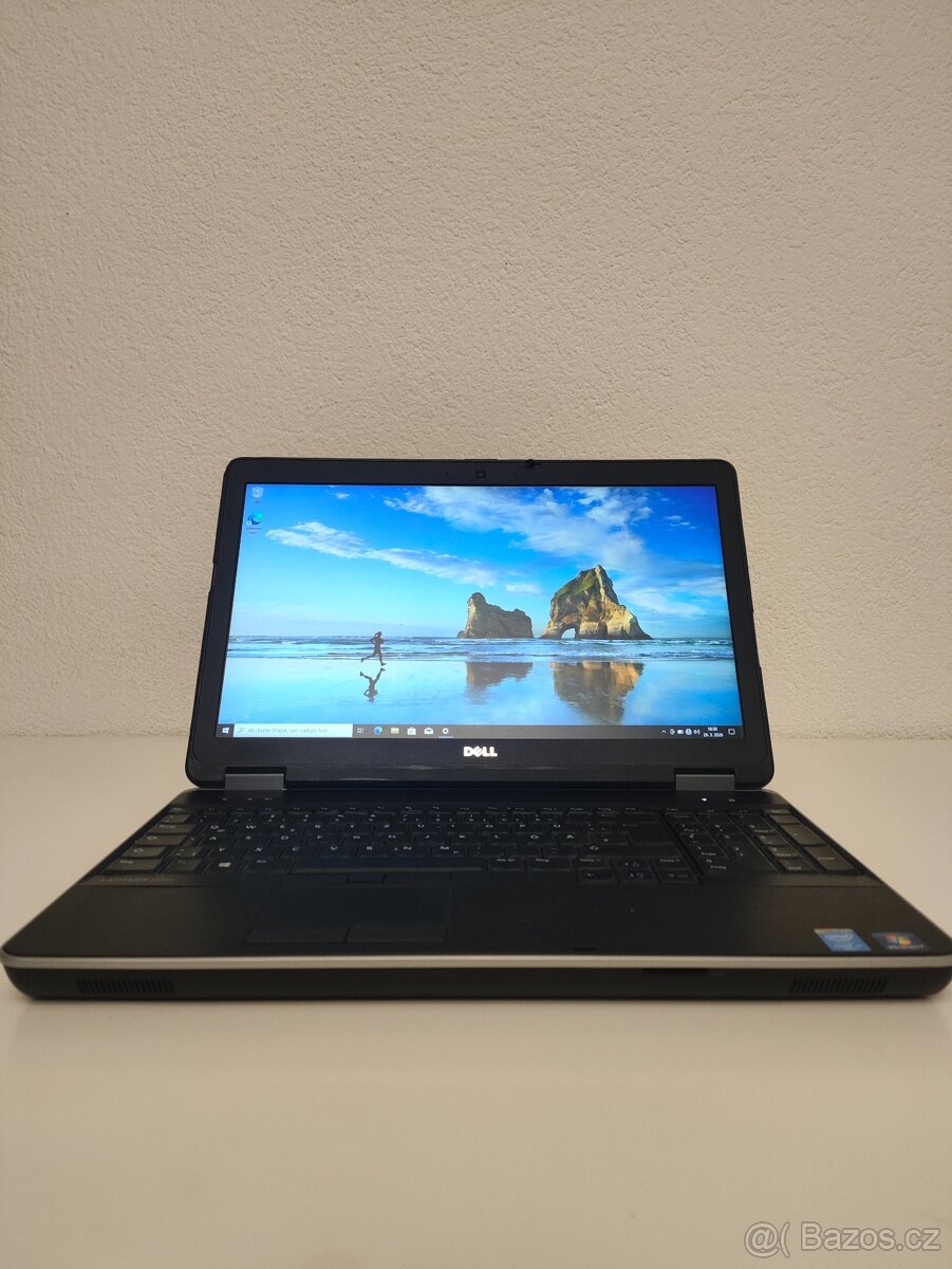 Dell Latitude E6540 | i7 • 16GB • 256GB SSD - 2