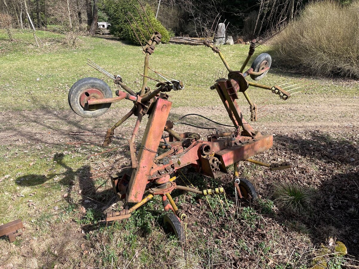 Obraceč píce SP4-039 nefunkční - 2