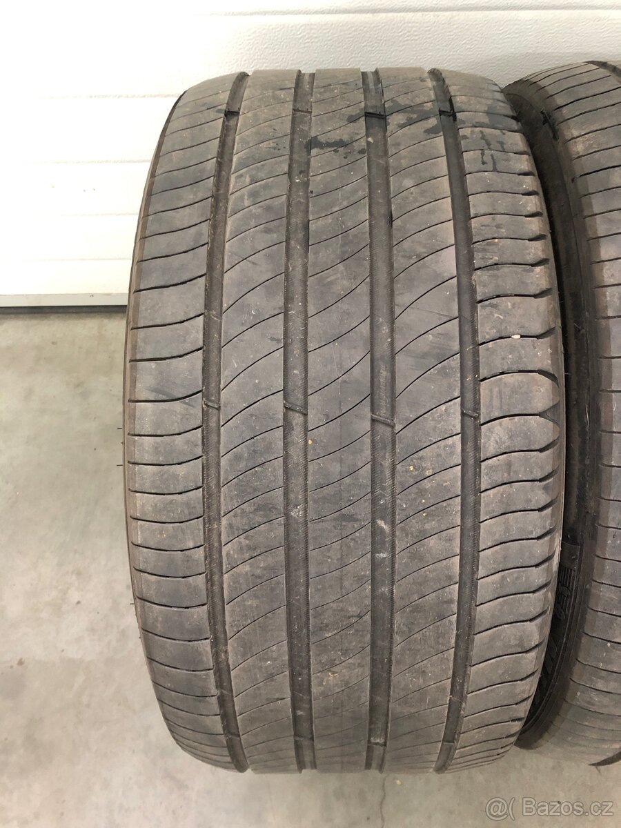 Letní pneu 275/35/20 - 2
