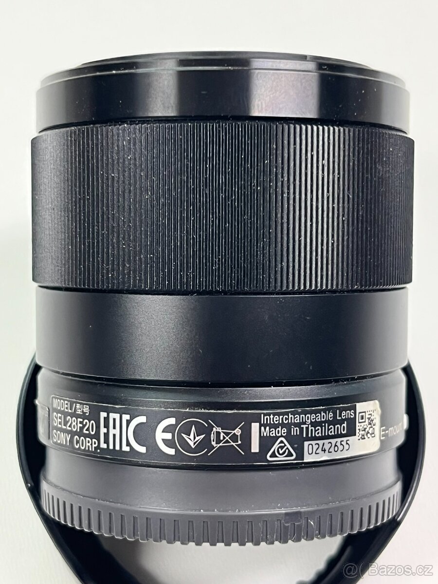 Sony FE 28mm f/2 SEL - 2