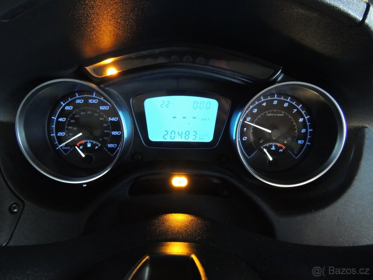 PIAGGIO MP3 500 HPE LT 2019 BUSINESS ,,B" řidičák - 2