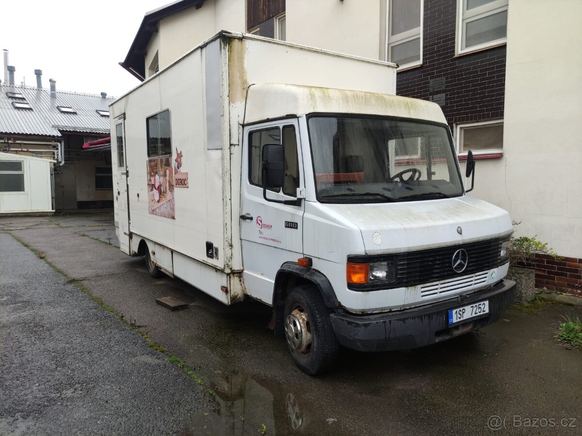 Prodám Mercedes 611 D pojízdná prodejna food truck - 2