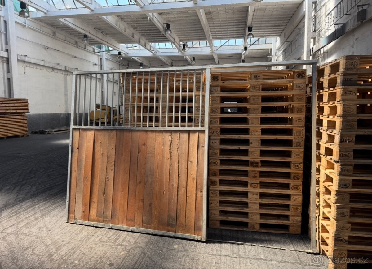 Stěny boxů pro koněm - 2
