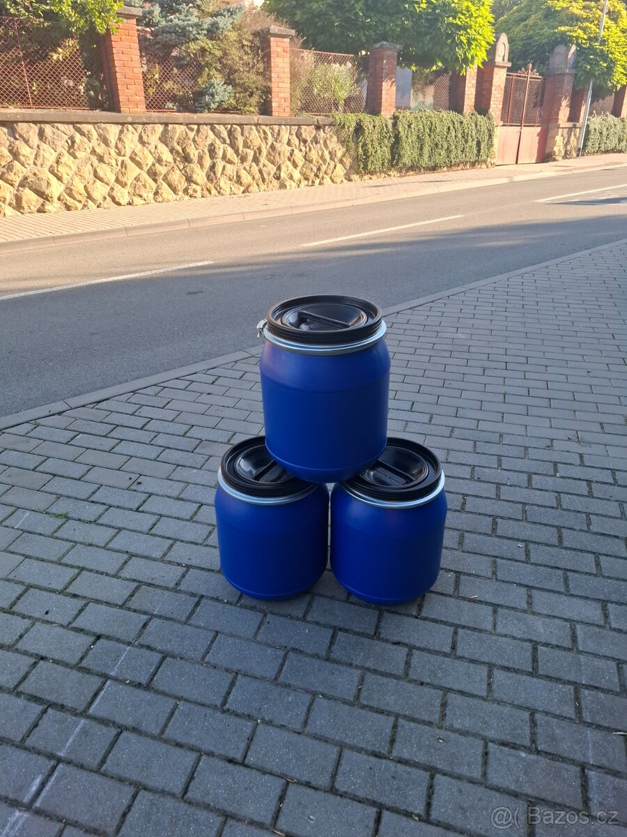 Prodám plastové soudky - 2