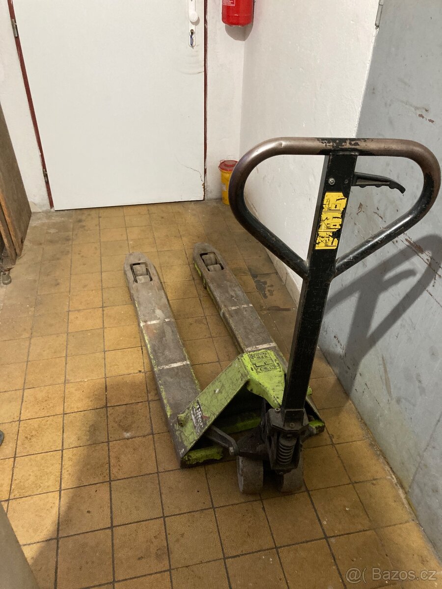 Paletový vozík - 2