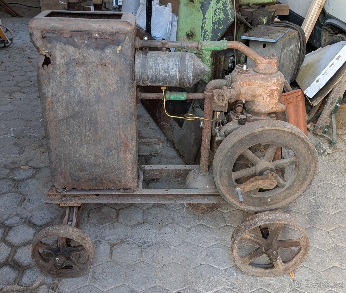 Stabilní motor Slavia 3HP Vivax - 2