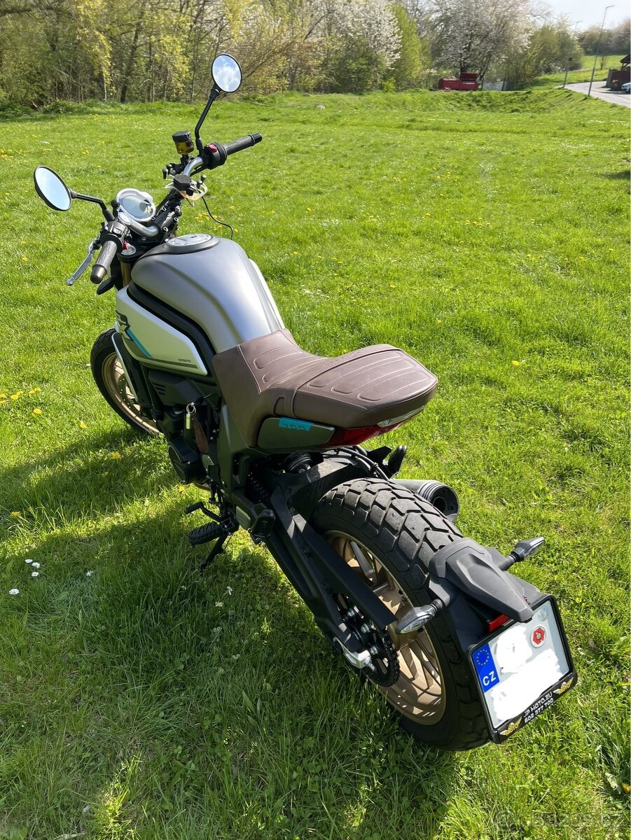 CF Moto CL-X 700 Heritage, odpocet dph - 2