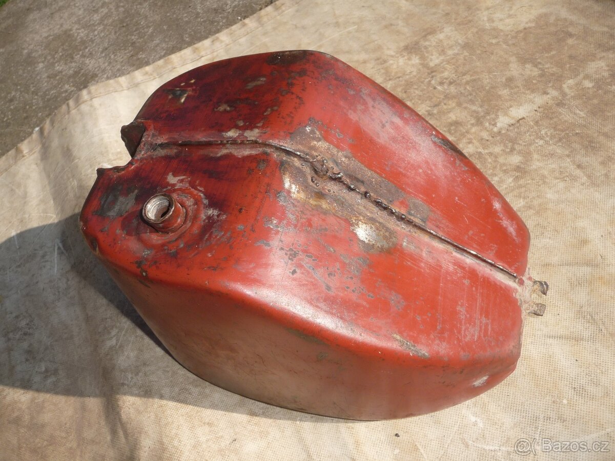 Nádrž 1 Jawa 20 - 2