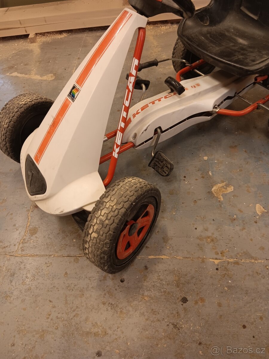 Šlapací autíčko Kettler - 2