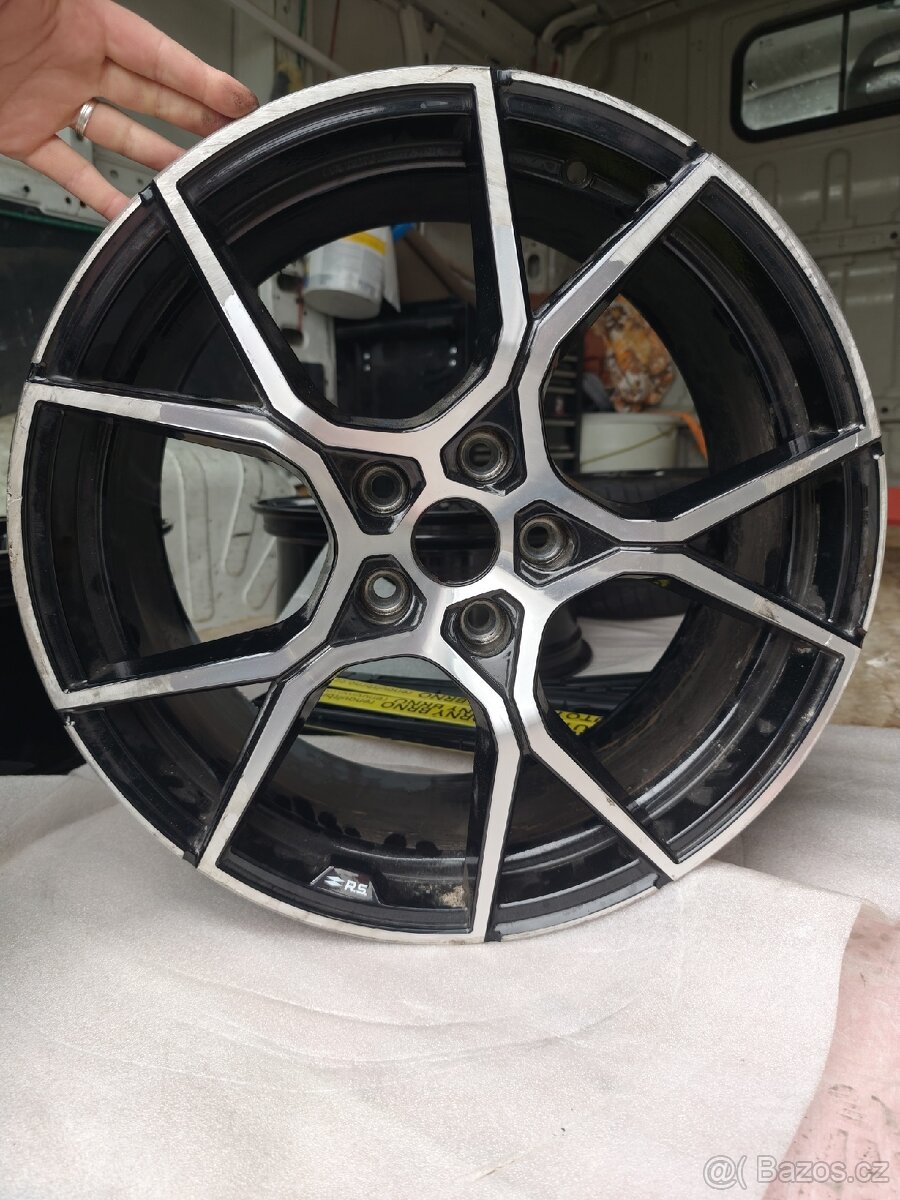 Renault FUJI 19" - 2