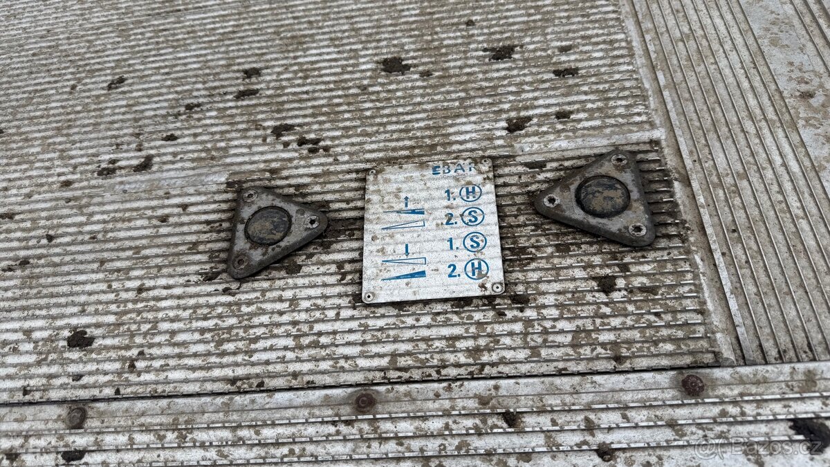 Hydraulické čelo BAR - 2