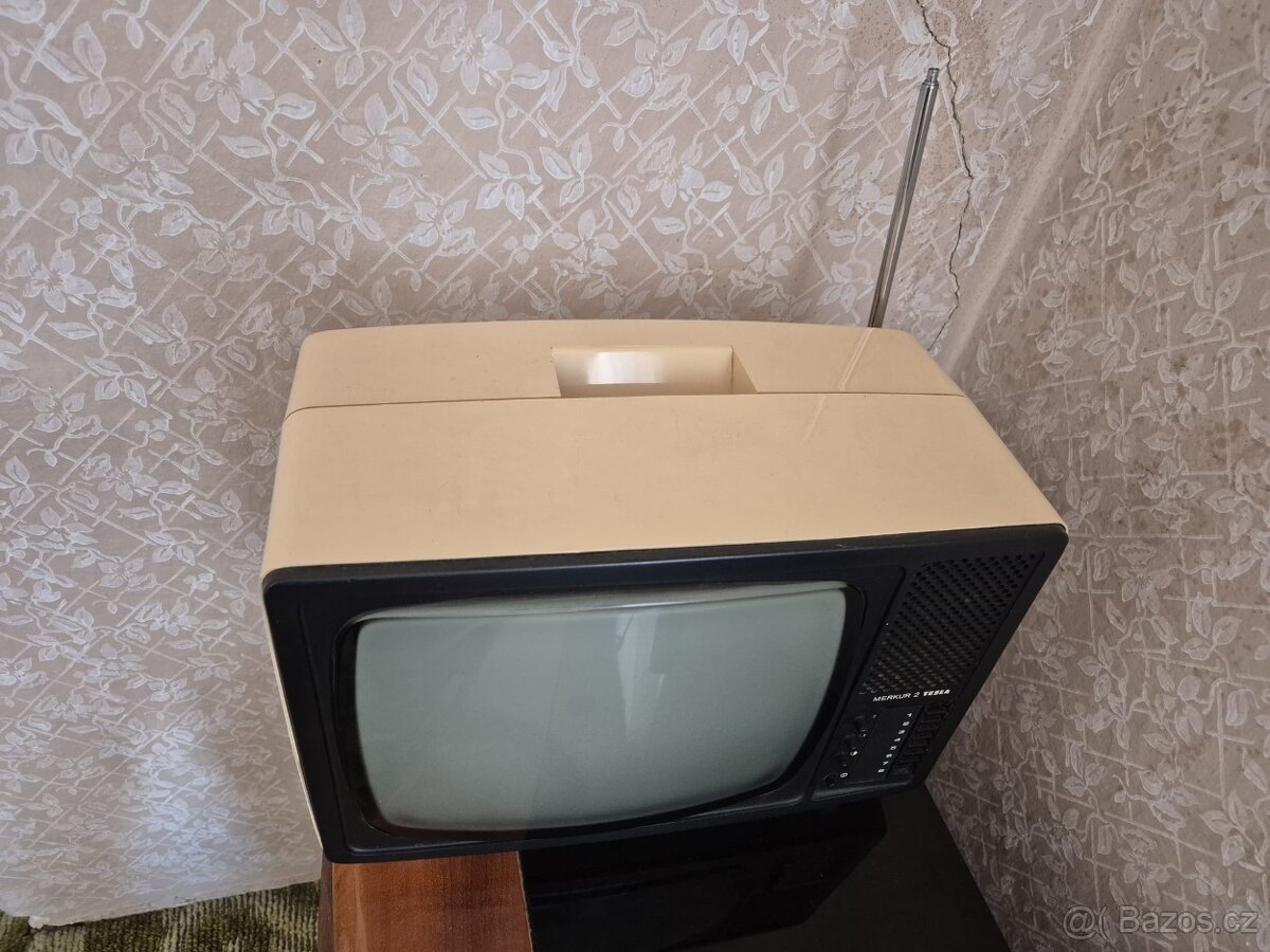 Televizor Tesla Merkur 2 - 2