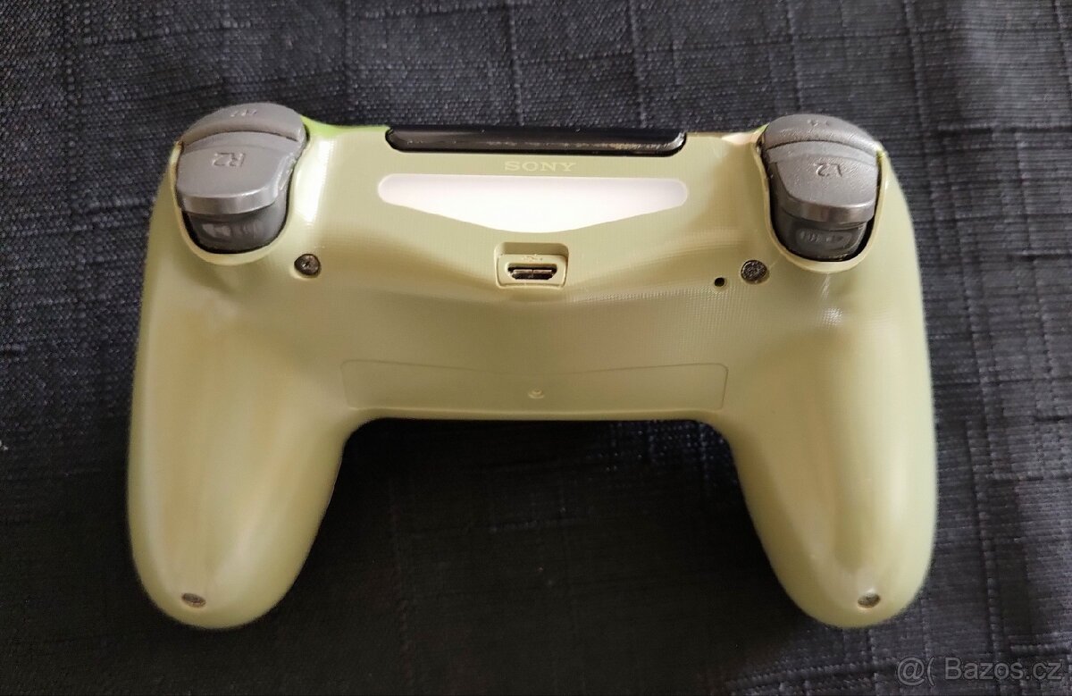 Ovladač Playstation 4 maskáč - 2