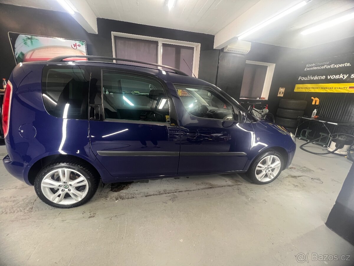 ŠKODA ROOMSTER 1.6 16v 77 kw - 2