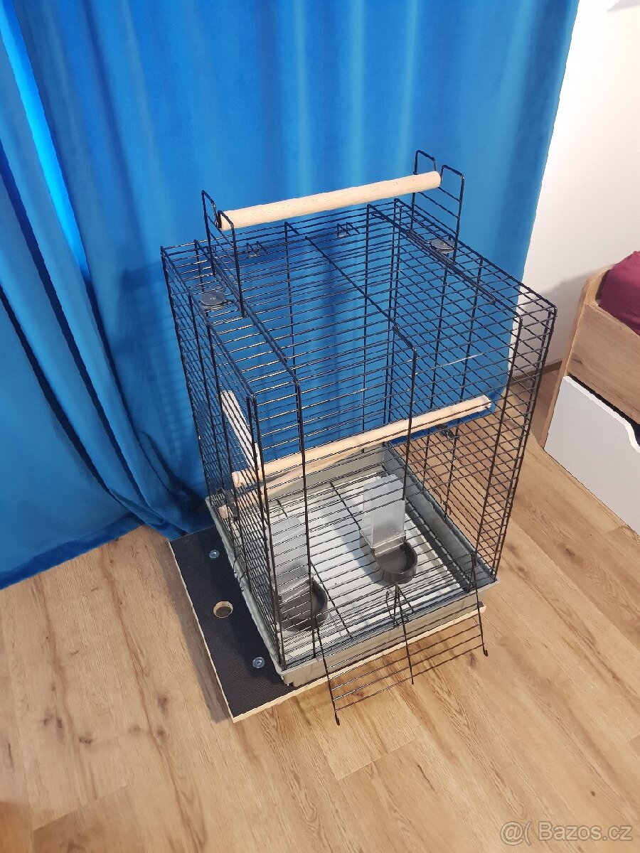 klec pro ptáky, cena original 4 500ck - 2