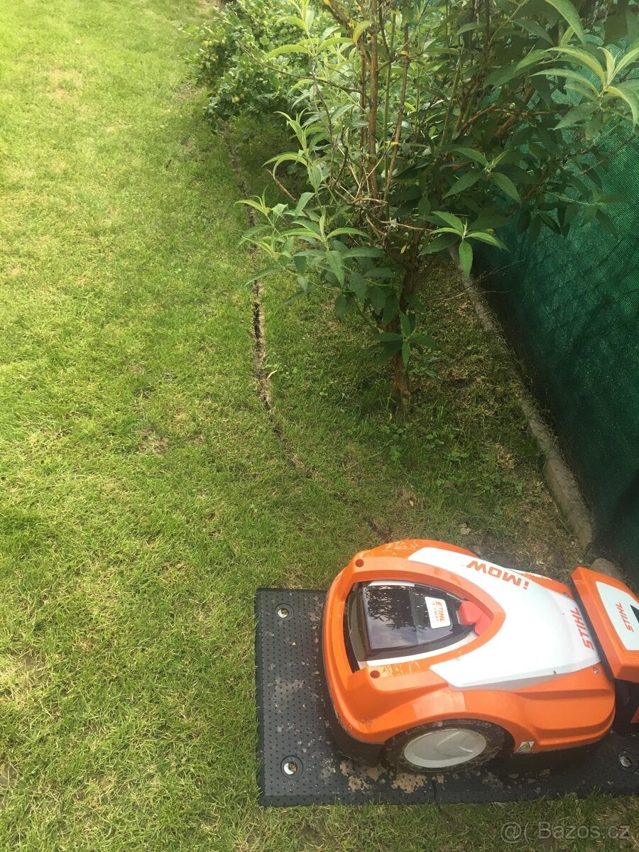 Robotická sekačka stihl - 2