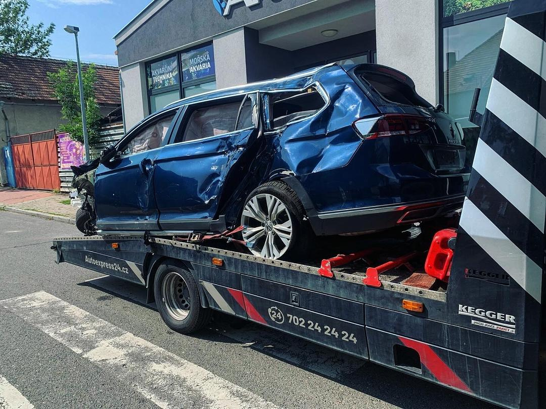 Vůz na náhradní díly VW Passat B8 FL kombi 2022 DTUA UEL LP5 - 2