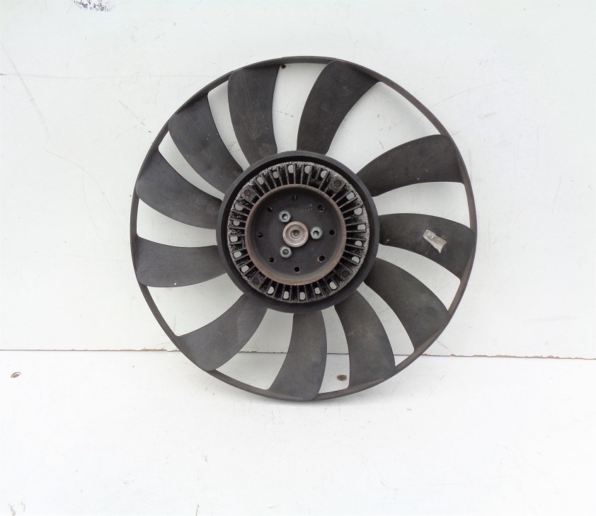 VW Passat Škoda Superb Audi A4 A6 viskozní spojka 06B119145 - 2