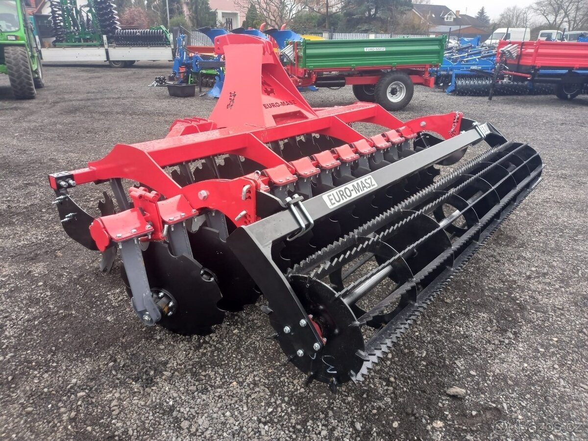 Euro-masz EM BT 300 o záběru 3 m - 2