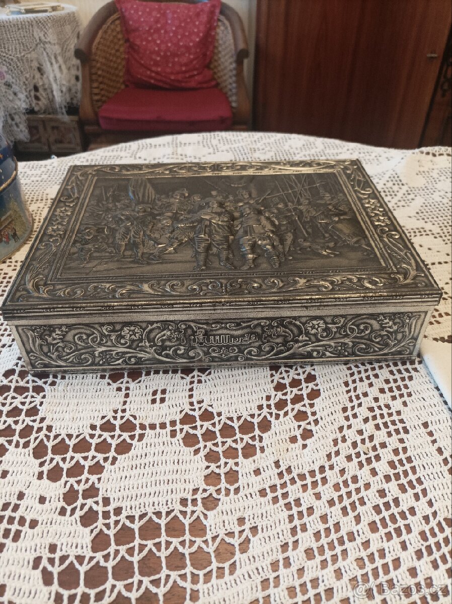 Staré plechovky - 2