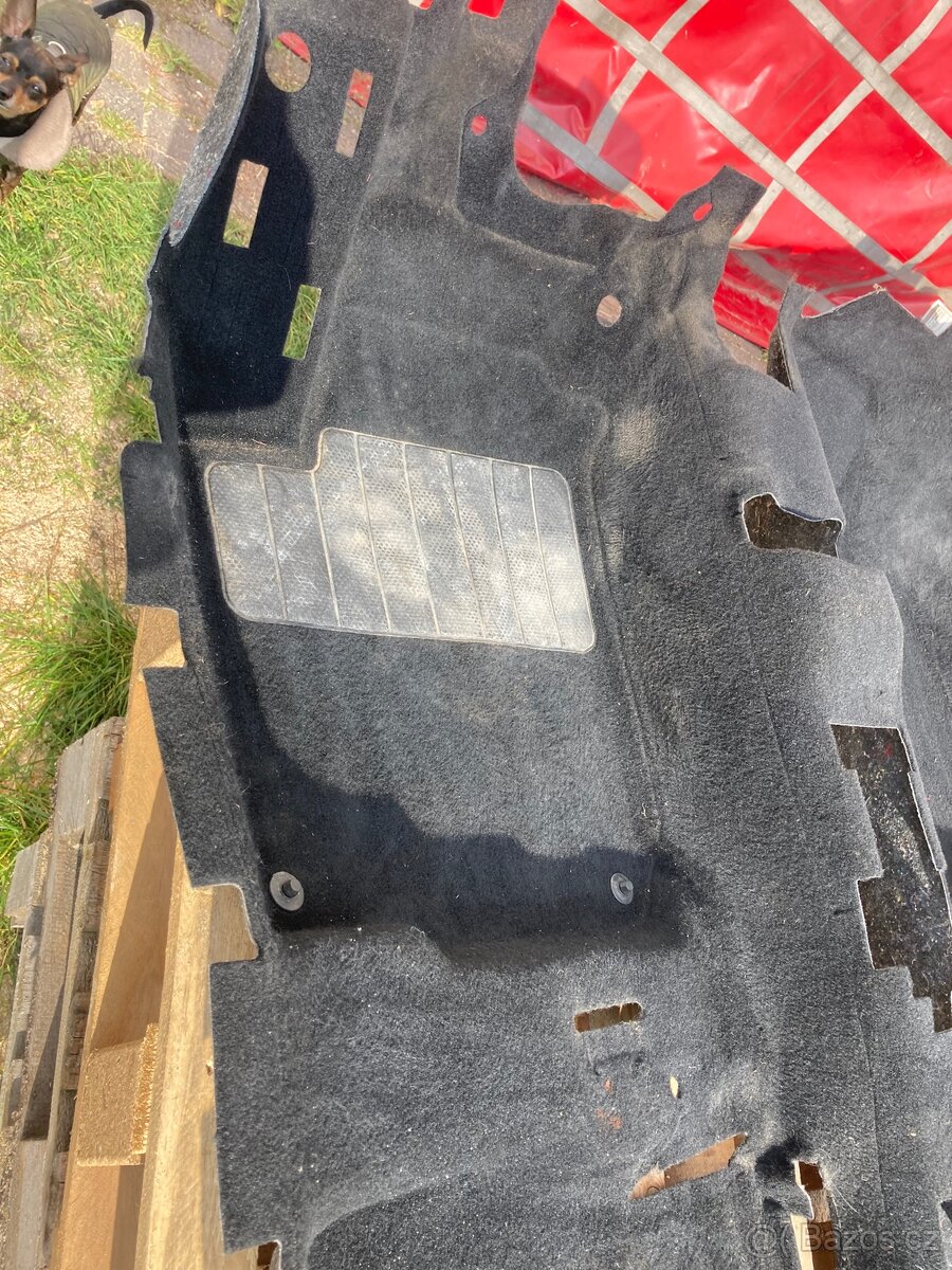 Vw golf 4 / bora cerny koberec - 2