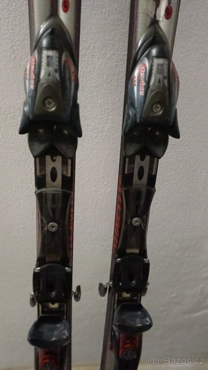 Prodám lyže. - 2