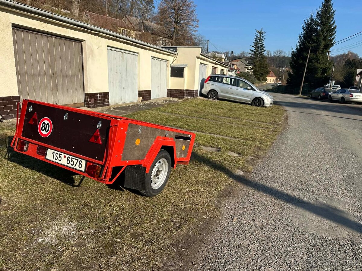 Přívěsný vozík za auto - 2