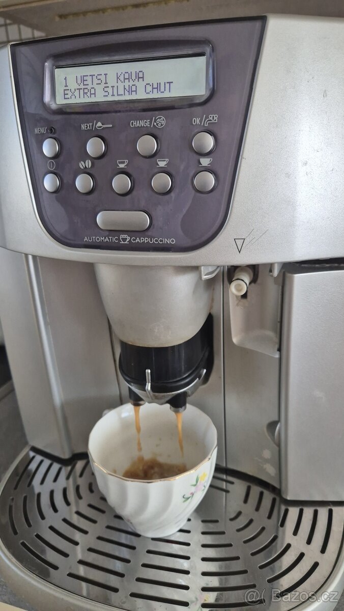 Kávovar De’Longhi Magnifica ESAM 4500 - 2