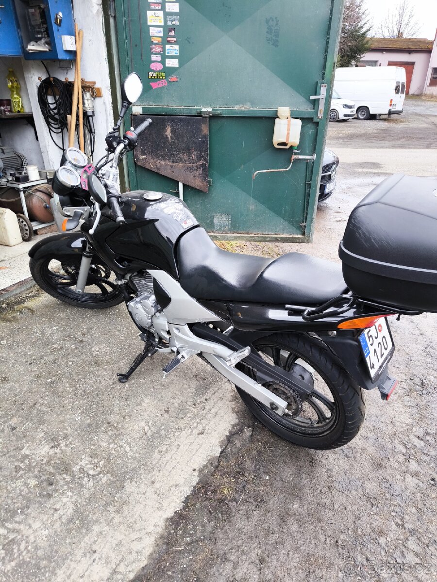 Yamaha YBR 250 - 2