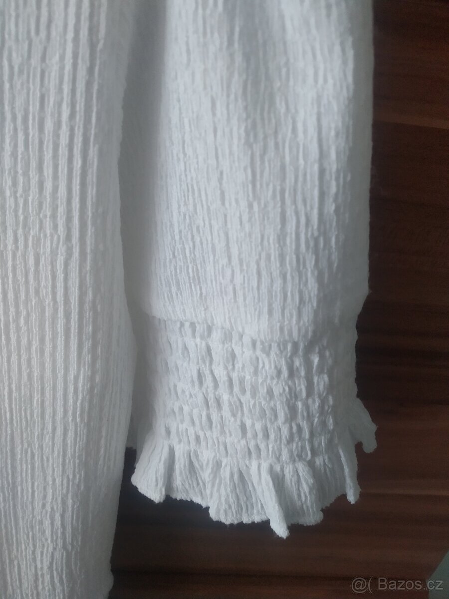 Nová bílá halenka Gate - 2