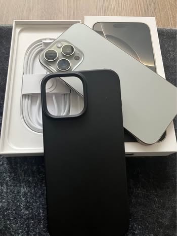 Apple IPhone 16 pro Max 256GB TOP Alza - 2