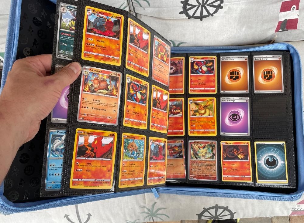 Kartičky ( Alba ) Pokémon - 2