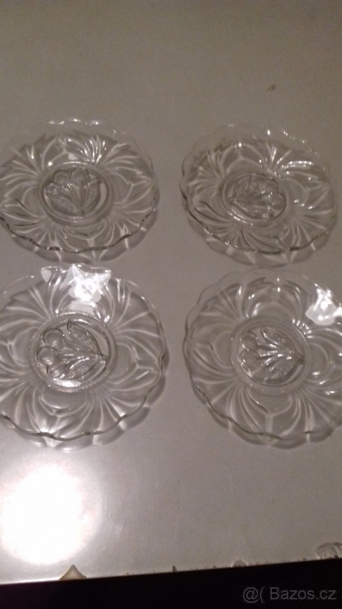 Skleněný talíř - 2