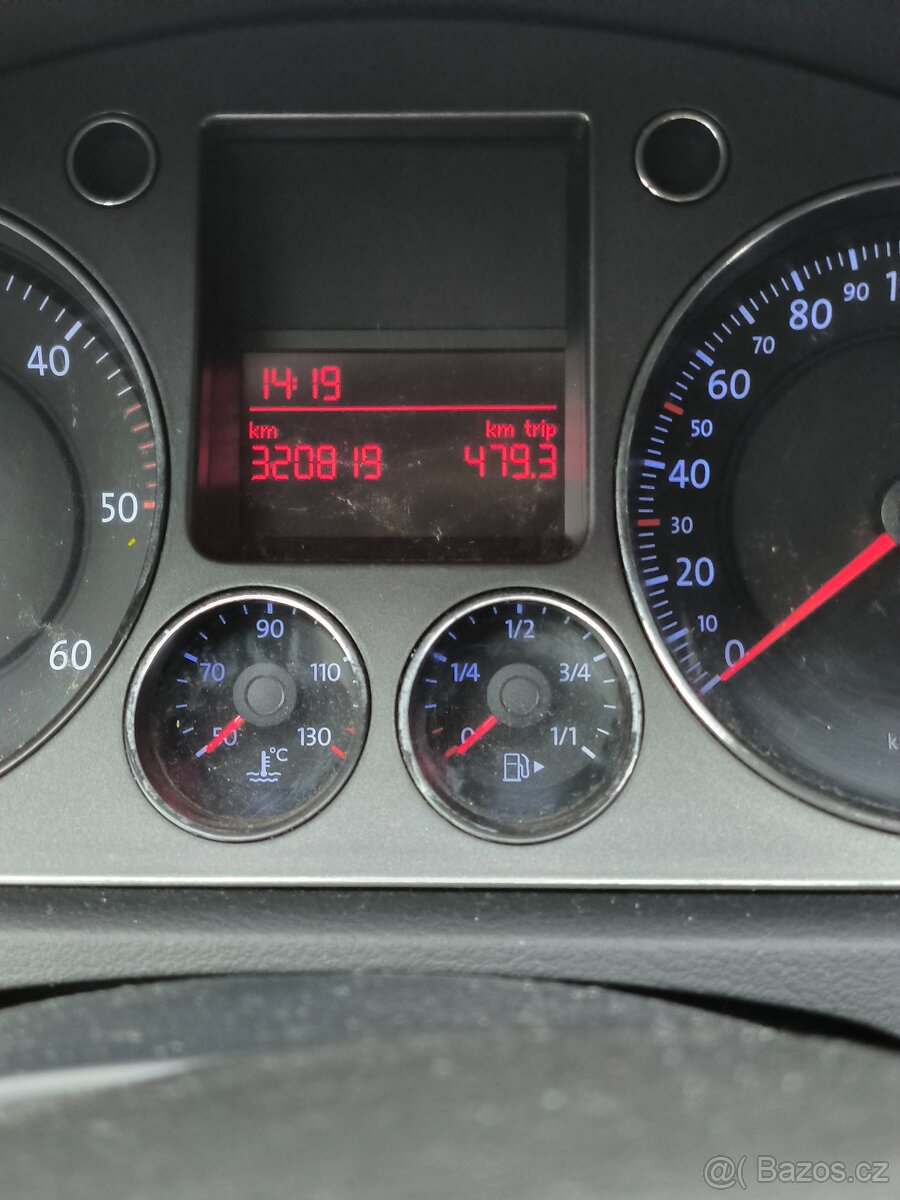 Prodám Volkswagen Passat B6 kombi 1.9 TDI 2007 - 2