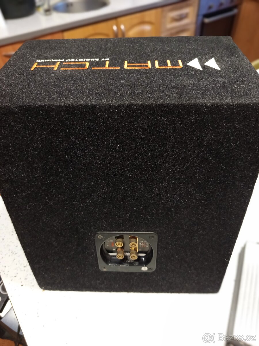 Subwoofer se zesilovačem - 2