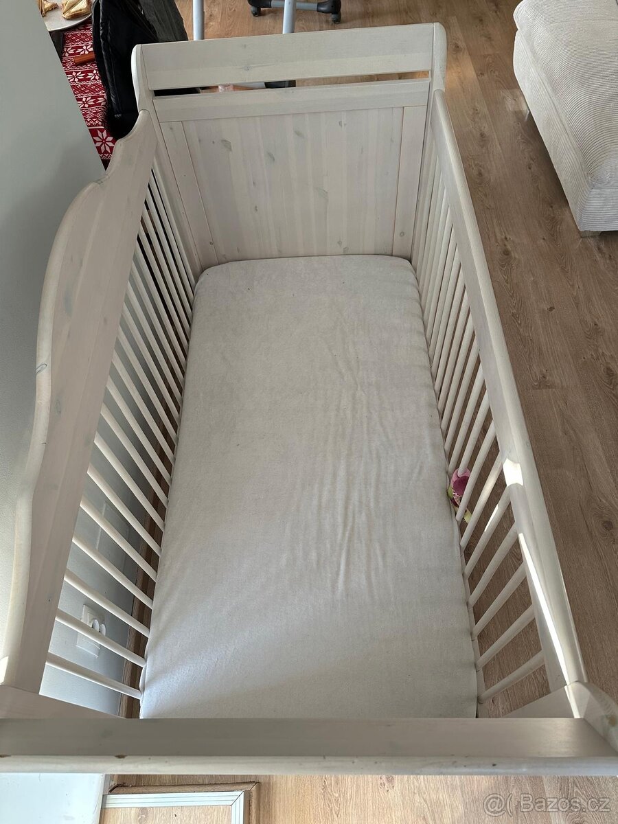 Prodám dětskou postýlku - 2