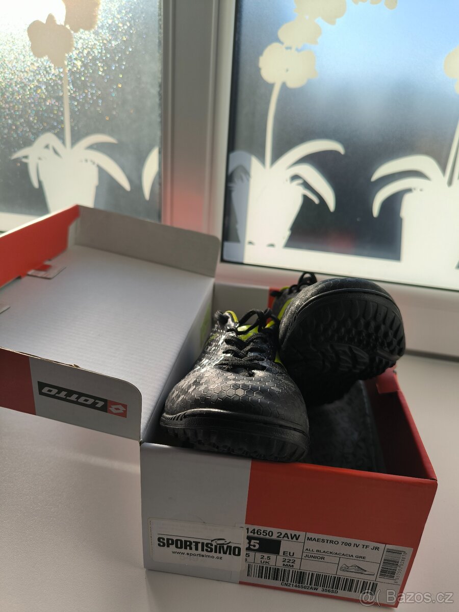 Fotbal turfy vel. 35 - 2