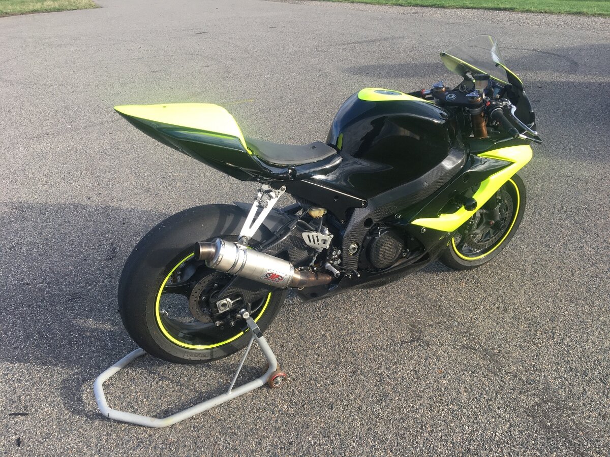 SUZUKI GSX-R 1000 K6 - 2