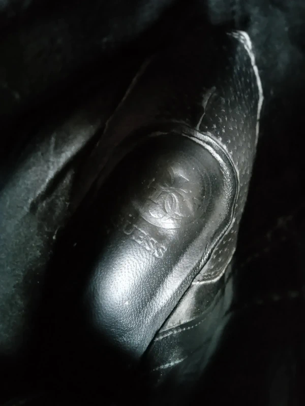 Černé polokozačky zn Guess, vel. 38 - 2