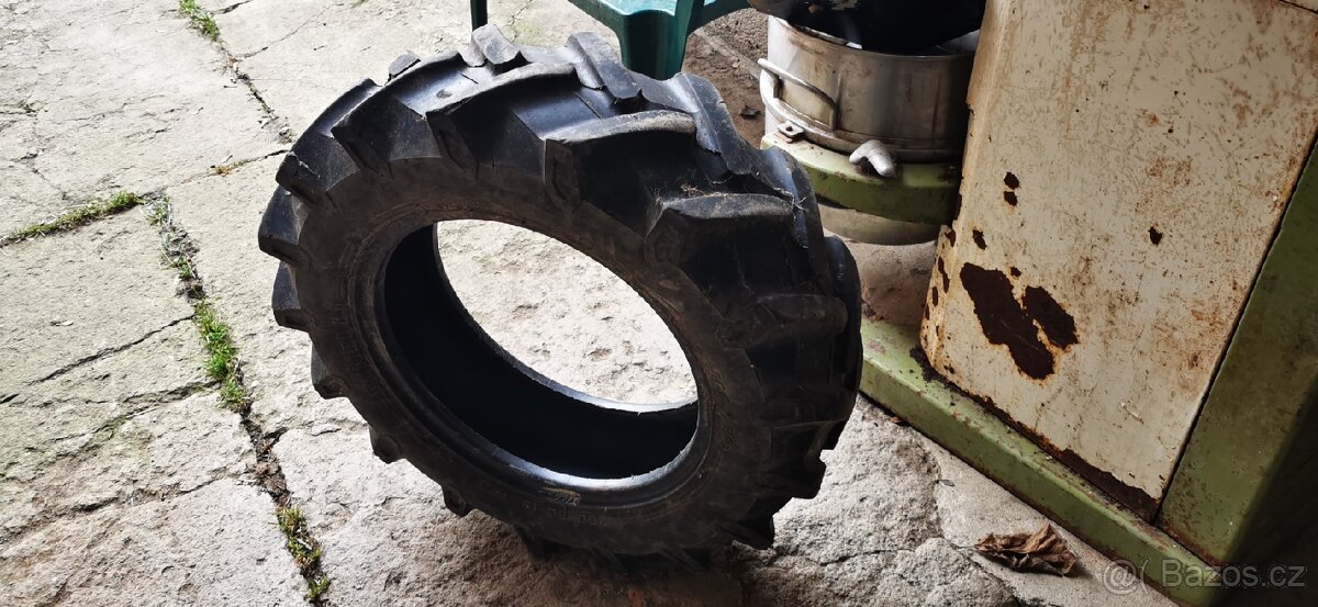 Pneu Pirelli 250/80 r18 8pr - 2