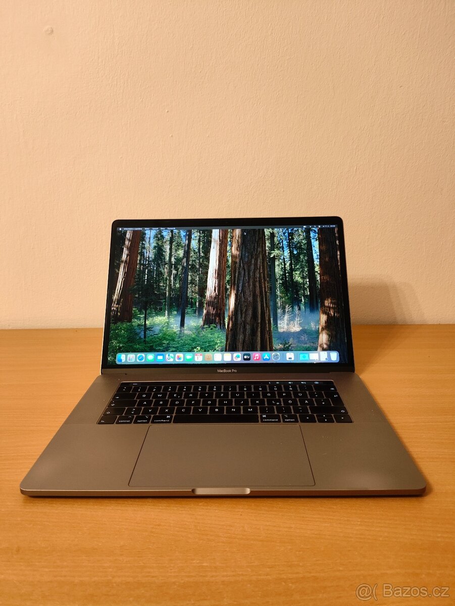 Apple MacBook Pro 15 2018 – i7 | 16GB | 256GB - 2