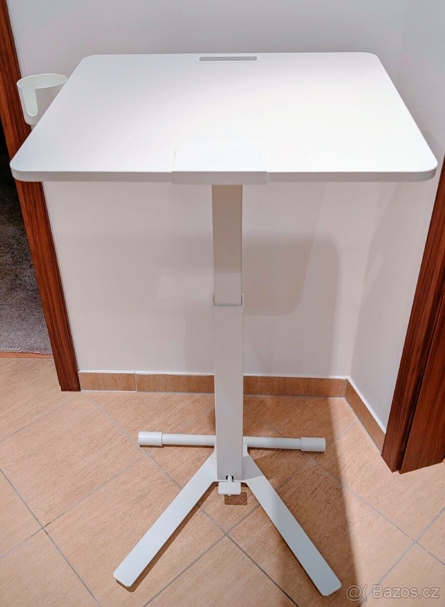 Polohovací stolek Ikea Mittzon - 2